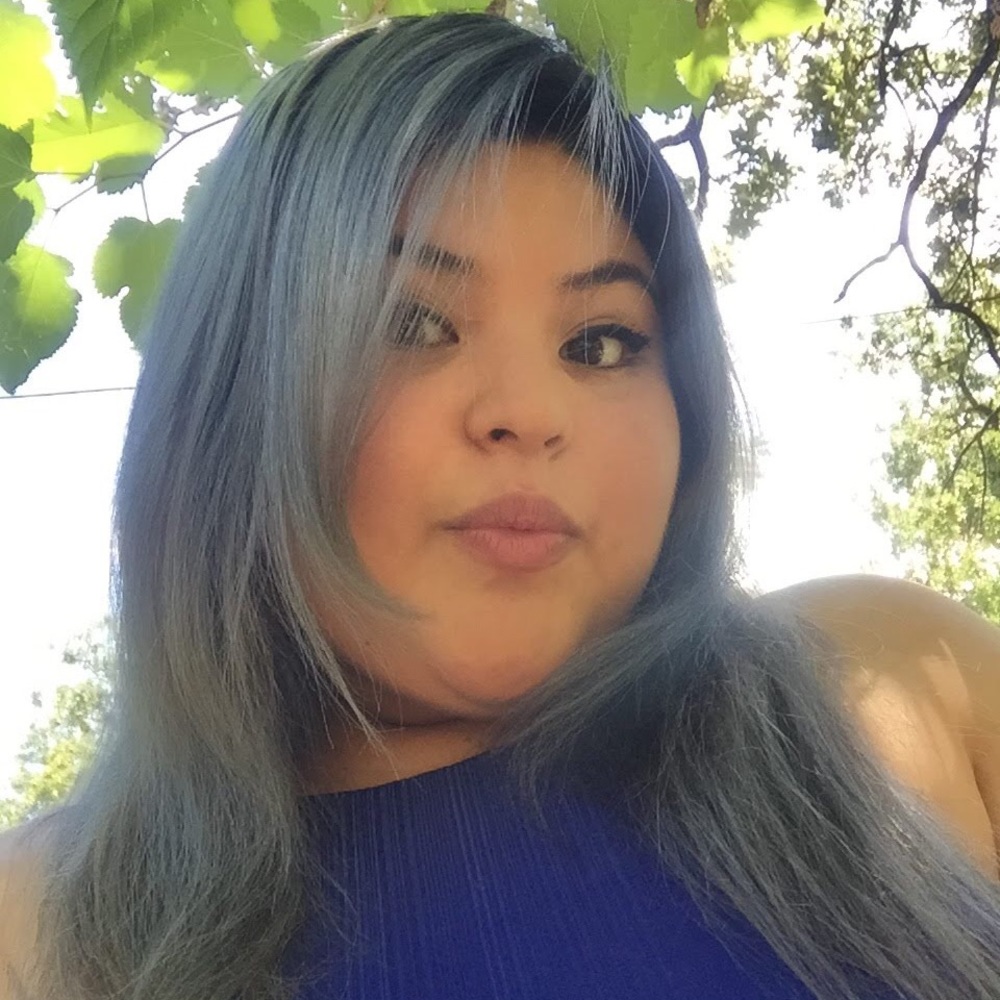 Meet your Posher, Angie